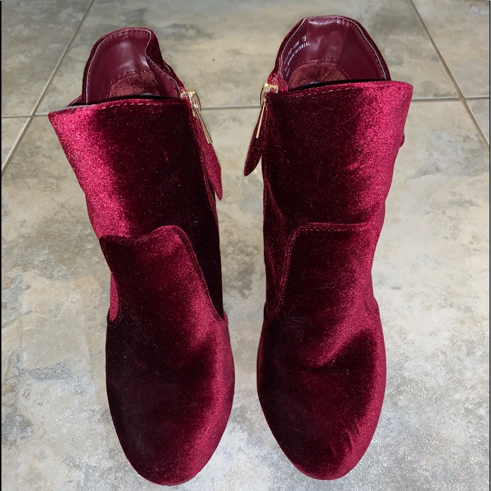 Bamboo Red Suede Heels